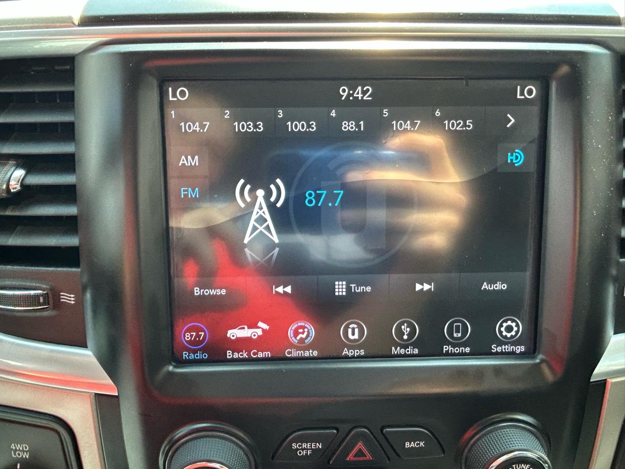 RAM 2500 Big Horn 4x4 Crew Cab 6'4" Box 2018