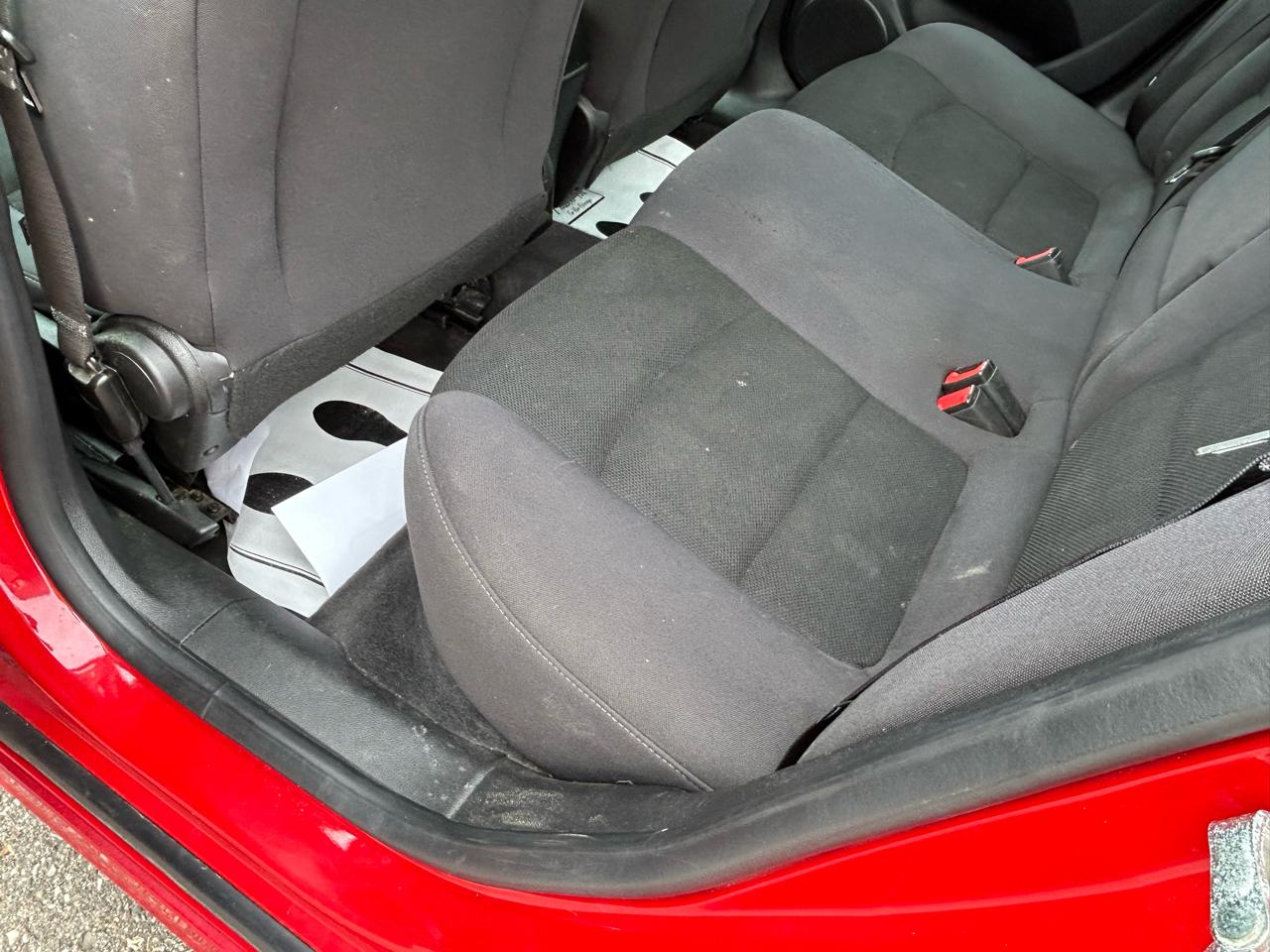 Chevrolet Cruze 4dr Sdn LT w/1LT 2012