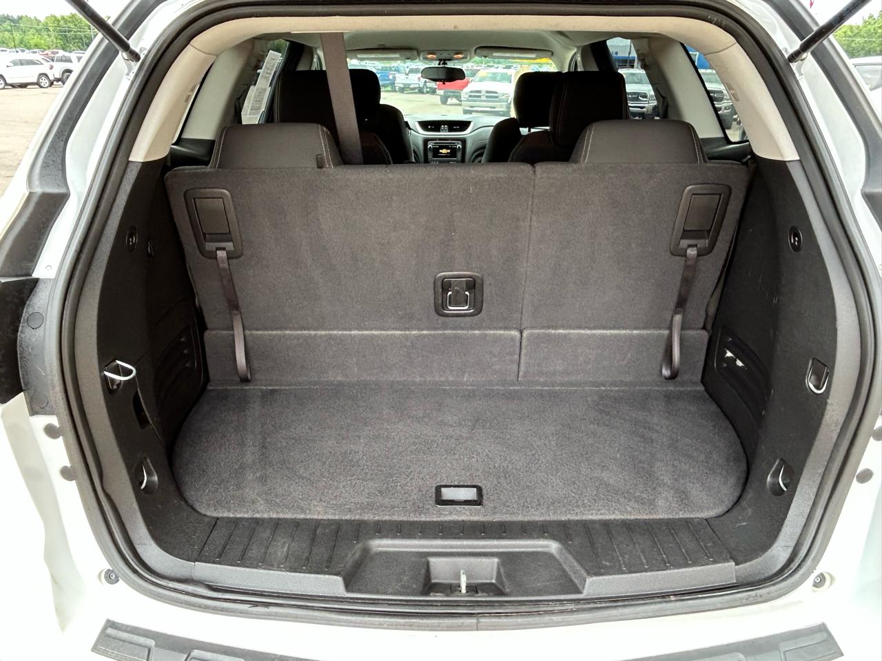 Chevrolet Traverse AWD 4dr LT w/1LT 2017