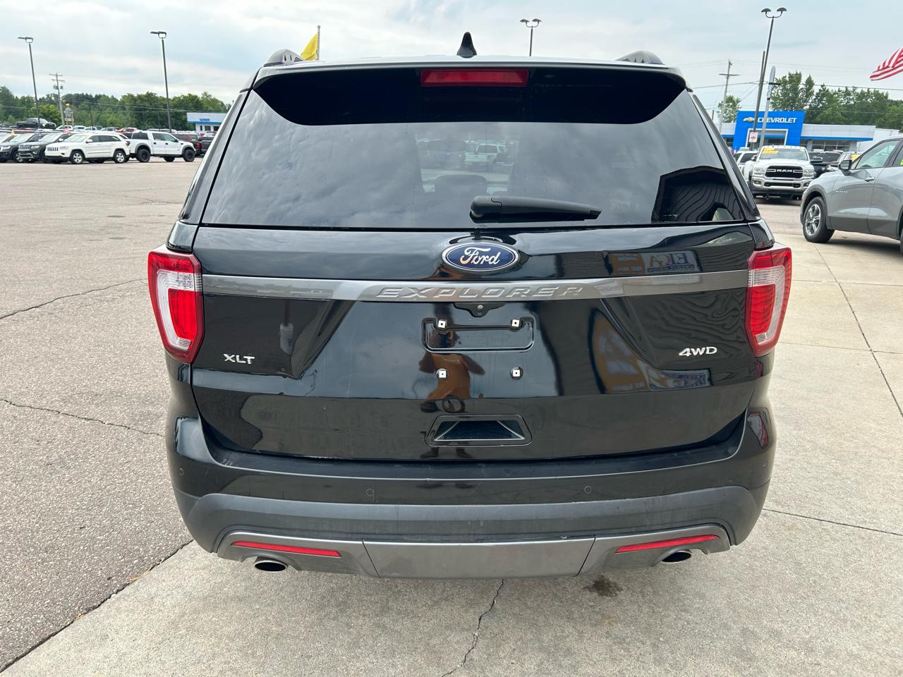 Ford Explorer XLT 4WD 2017