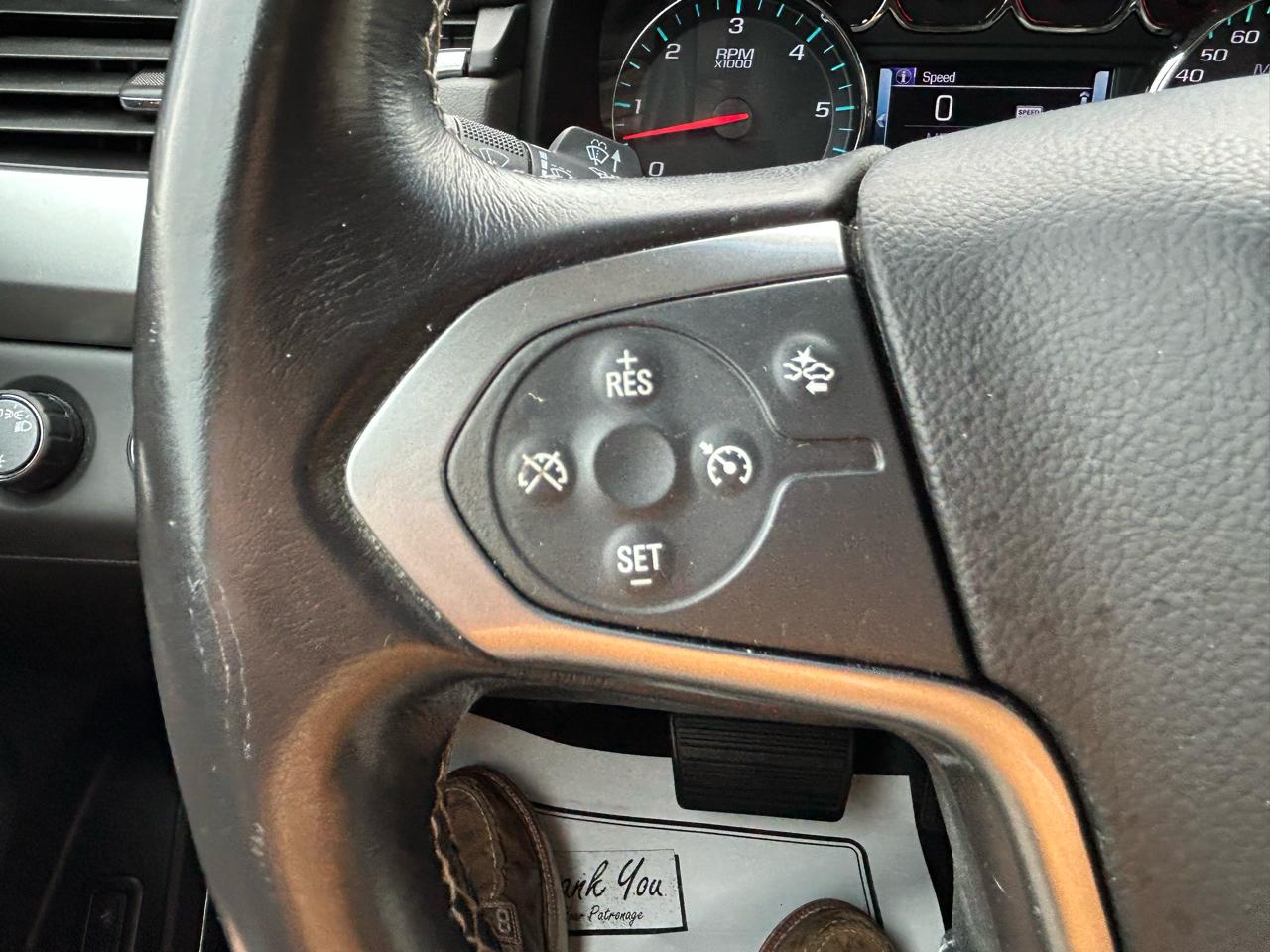 Chevrolet Suburban 4WD 4dr 1500 LT 2018