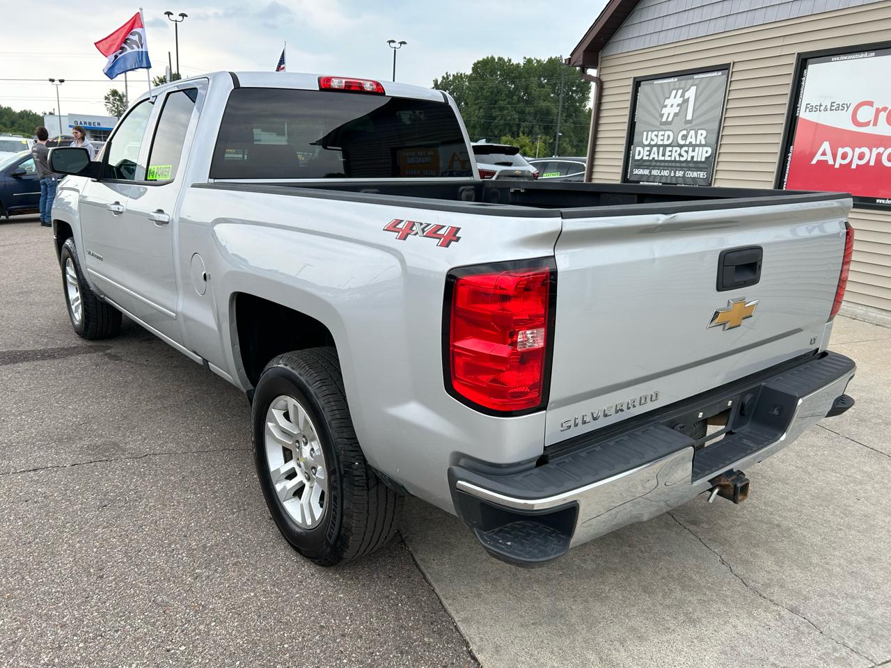 Chevrolet Silverado 1500 4WD Double Cab 143.5" LT w/1LT 2018