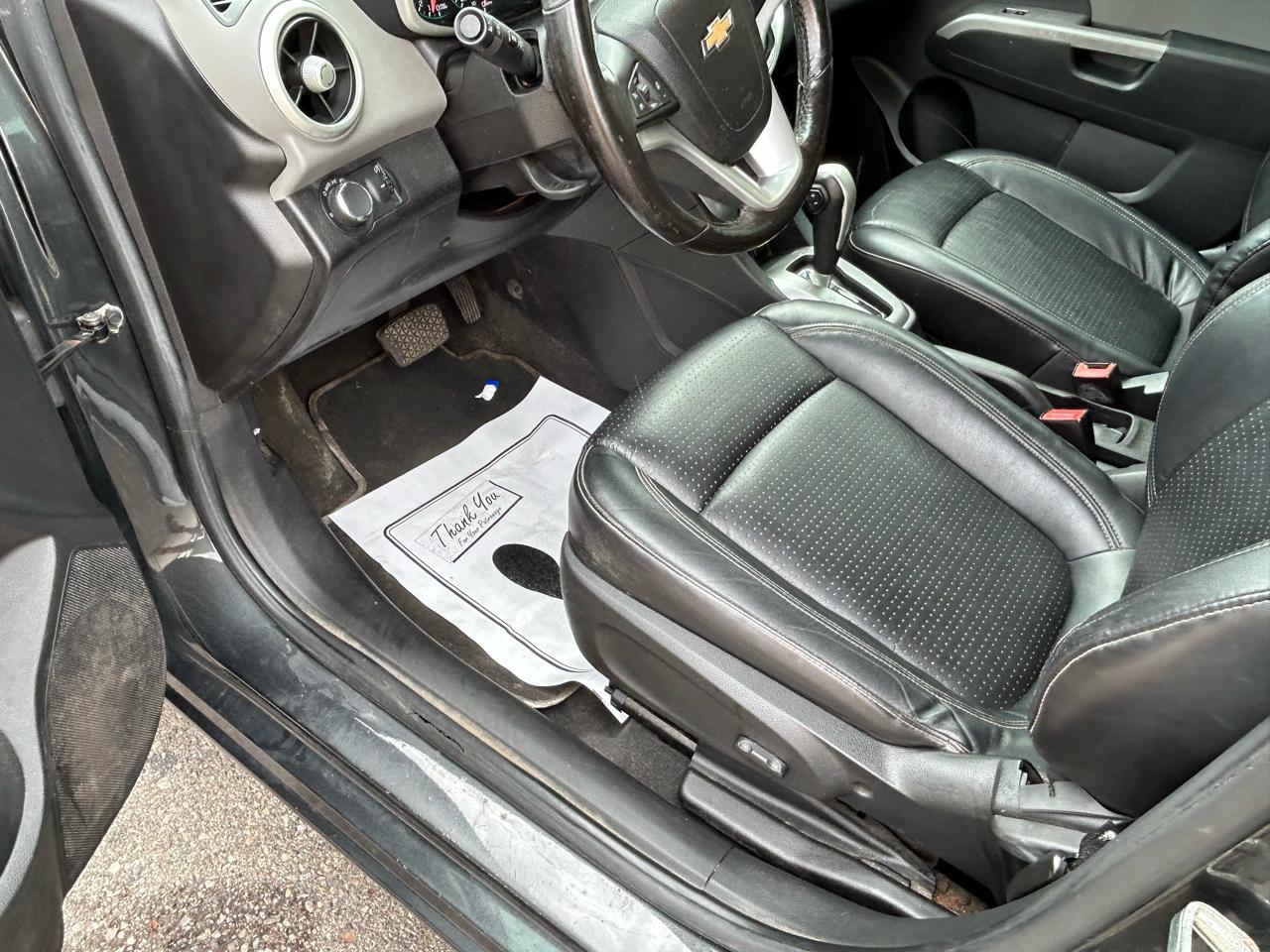 Chevrolet Sonic 4dr Sdn Auto Premier 2017