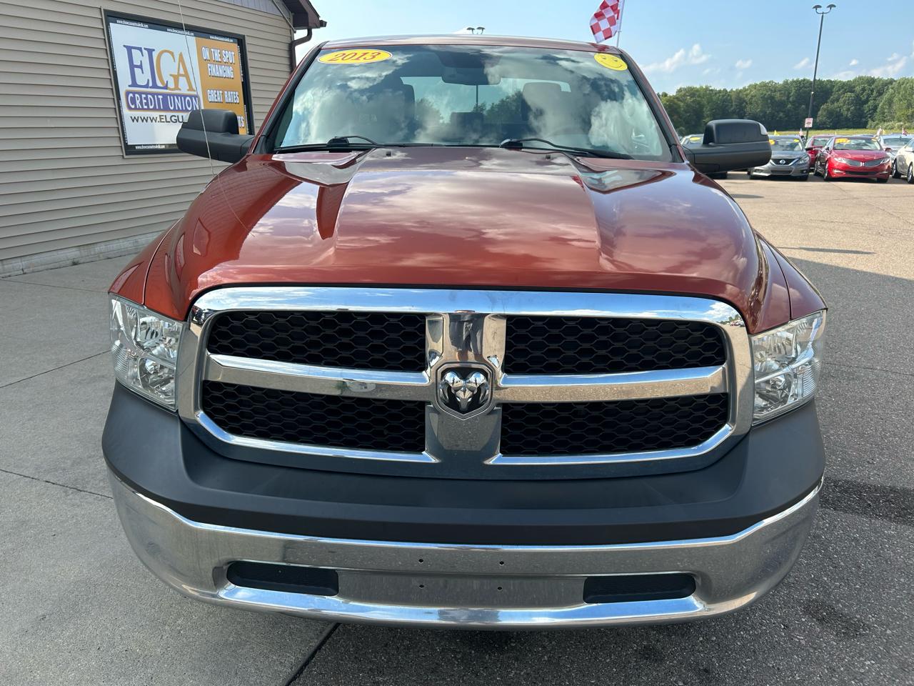 RAM 1500 4WD Quad Cab 140.5" Tradesman 2013