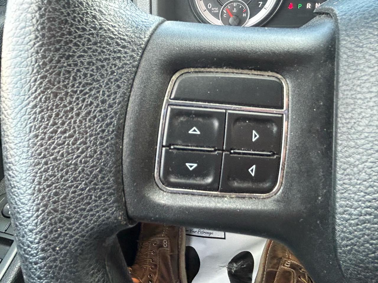 RAM 1500 4WD Quad Cab 140.5" Tradesman 2013