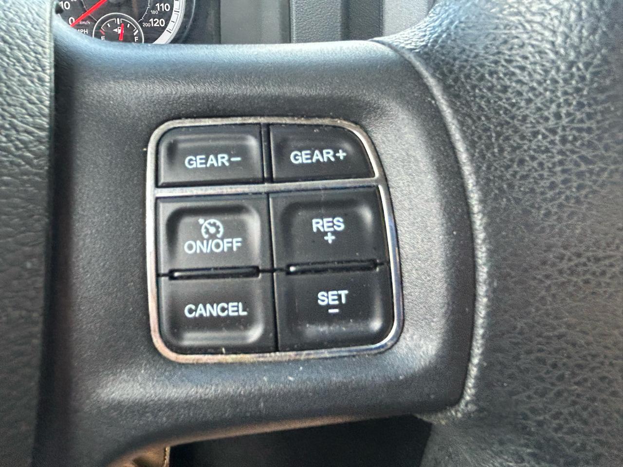 RAM 1500 4WD Quad Cab 140.5" Tradesman 2013
