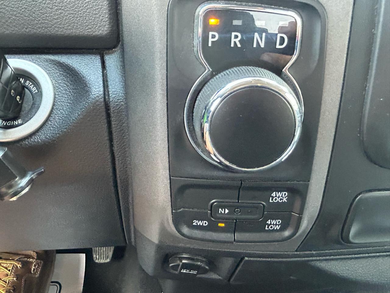 RAM 1500 4WD Quad Cab 140.5" Tradesman 2013