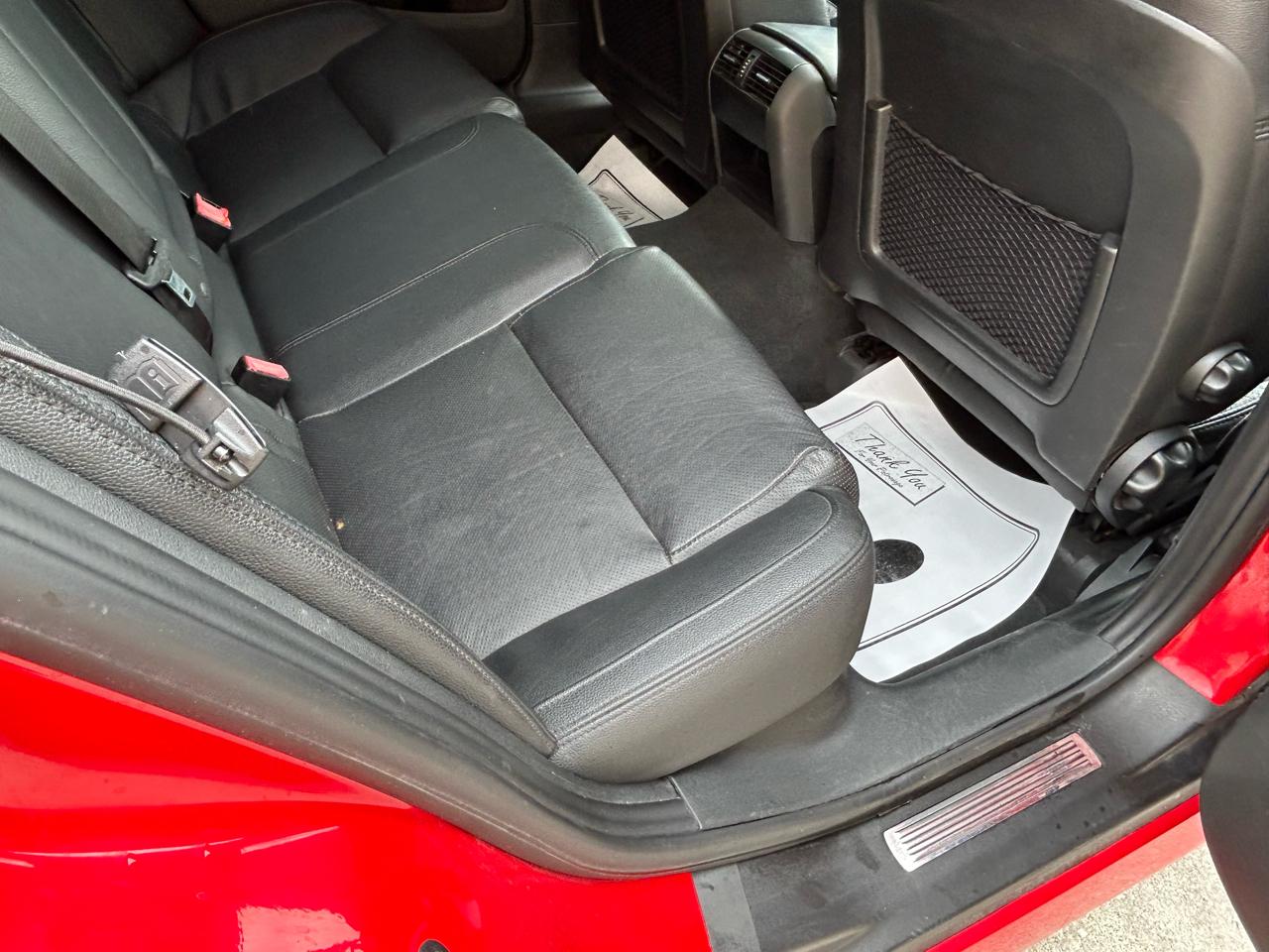 Pontiac G8 4dr Sdn 2009