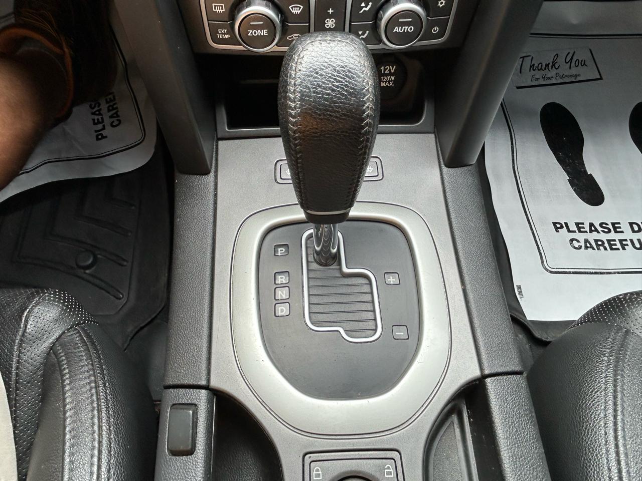 Pontiac G8 4dr Sdn 2009