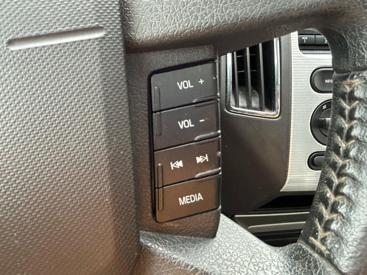 Ford Edge 4dr SEL FWD 2009