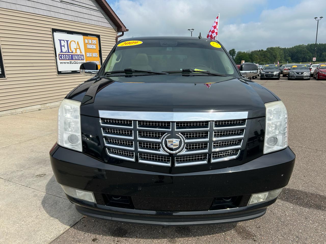 Cadillac Escalade AWD 4dr 2009
