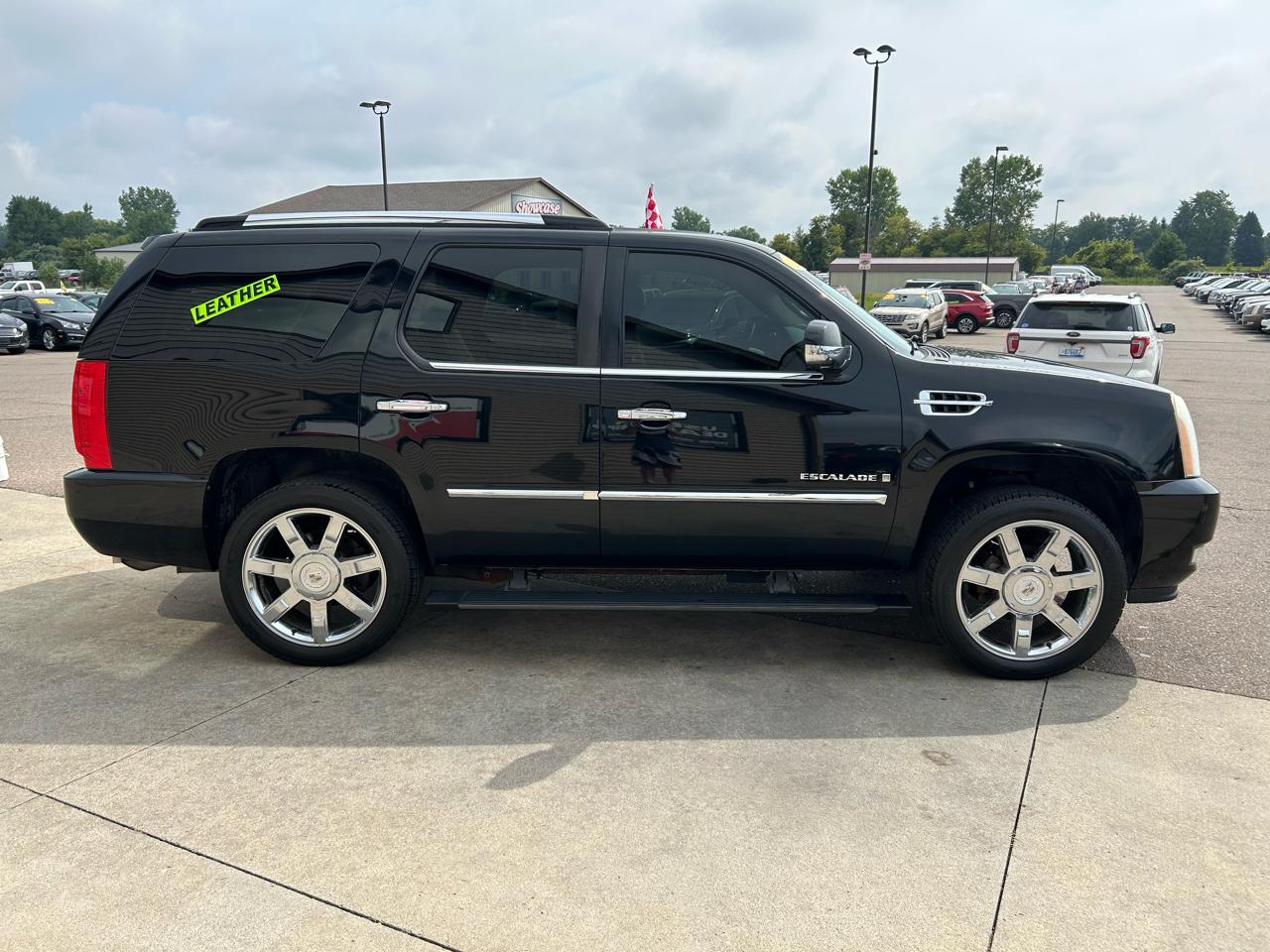 Cadillac Escalade AWD 4dr 2009