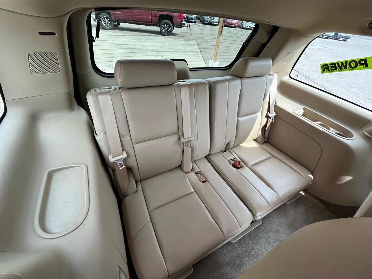 Cadillac Escalade AWD 4dr 2009