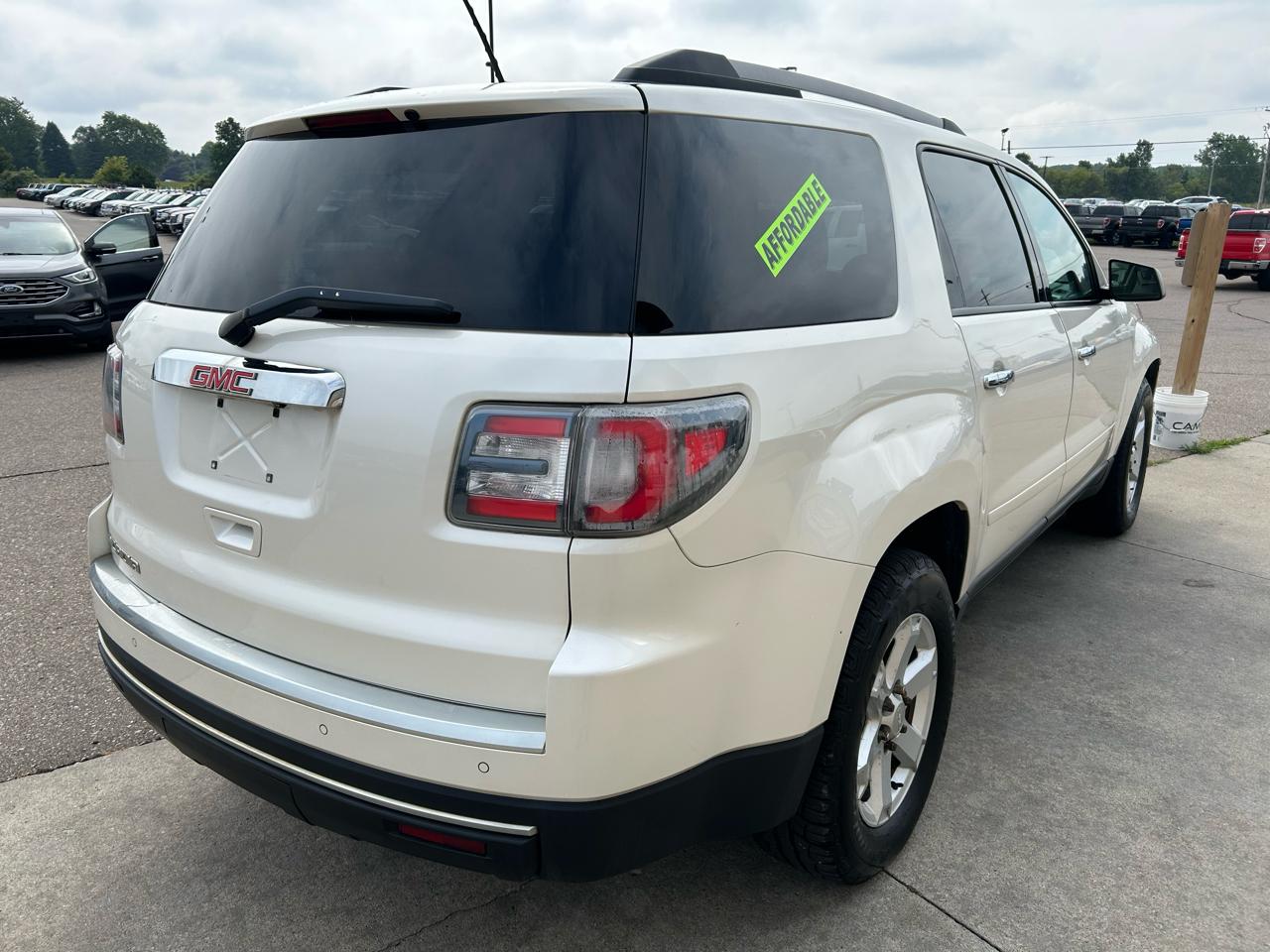 GMC Acadia FWD 4dr SLE2 2014