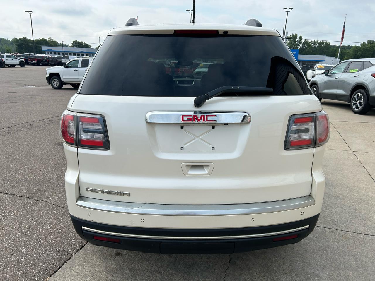 GMC Acadia FWD 4dr SLE2 2014