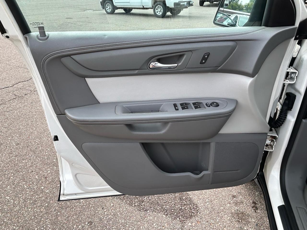 GMC Acadia FWD 4dr SLE2 2014