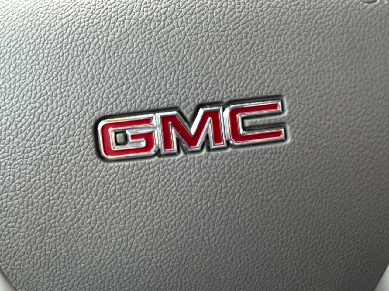 GMC Acadia FWD 4dr SLE2 2014