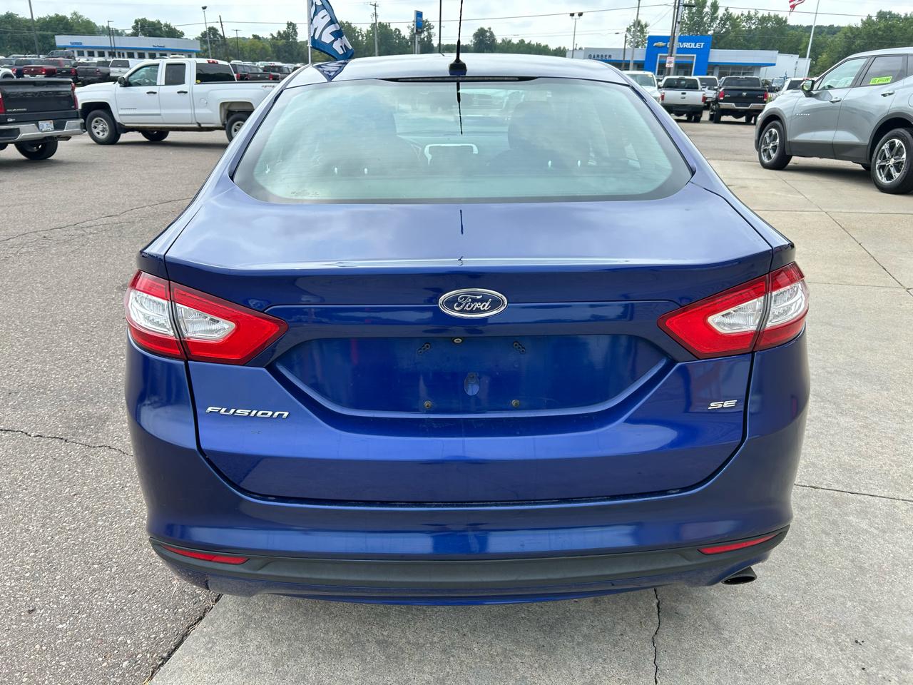 Ford Fusion 4dr Sdn SE FWD 2015