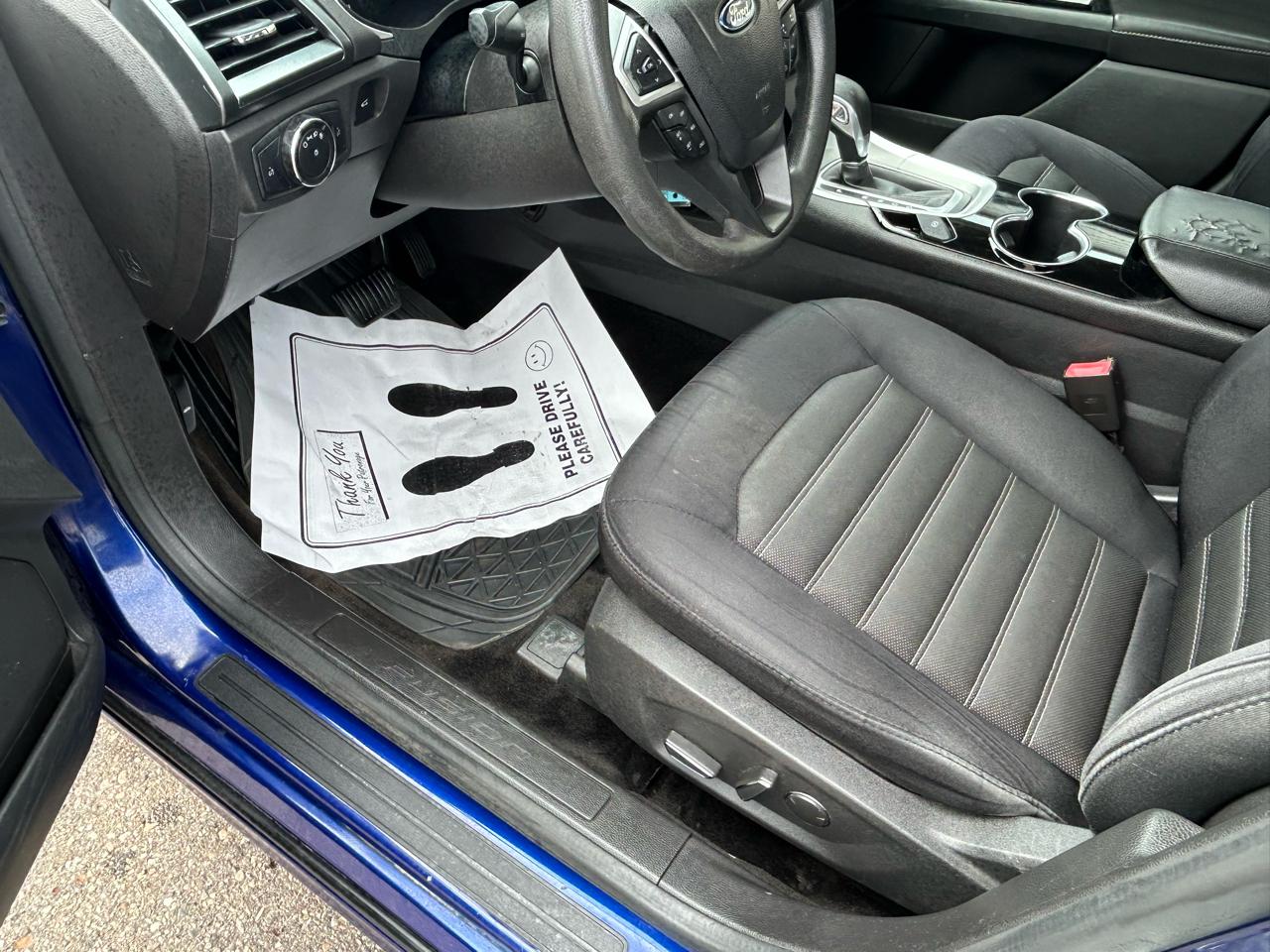 Ford Fusion 4dr Sdn SE FWD 2015