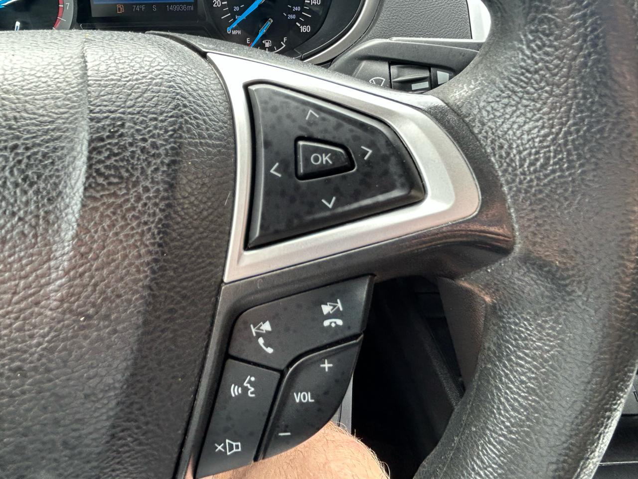 Ford Fusion 4dr Sdn SE FWD 2015
