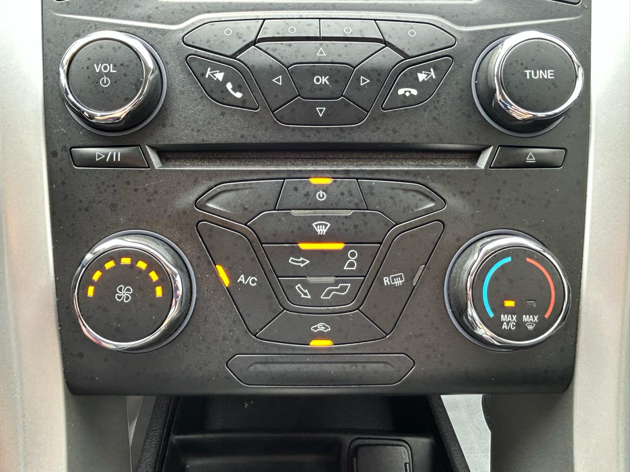 Ford Fusion 4dr Sdn SE FWD 2015