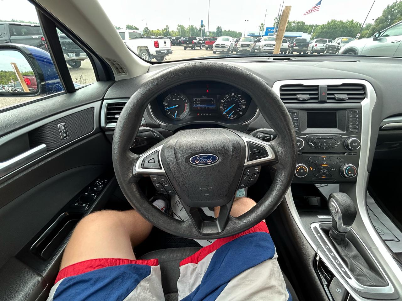 Ford Fusion 4dr Sdn SE FWD 2015