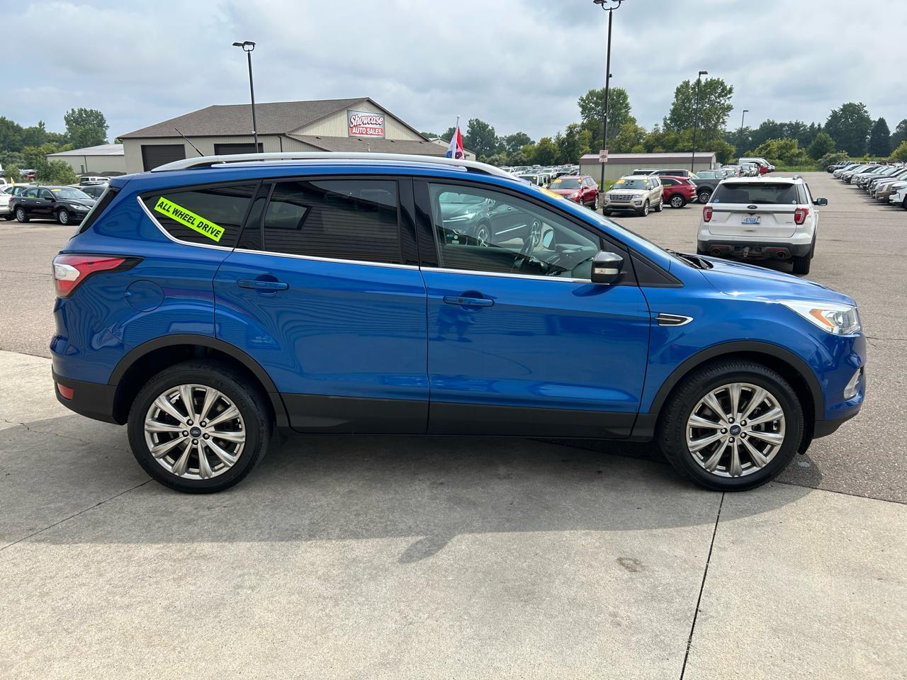 Ford Escape Titanium 4WD 2017