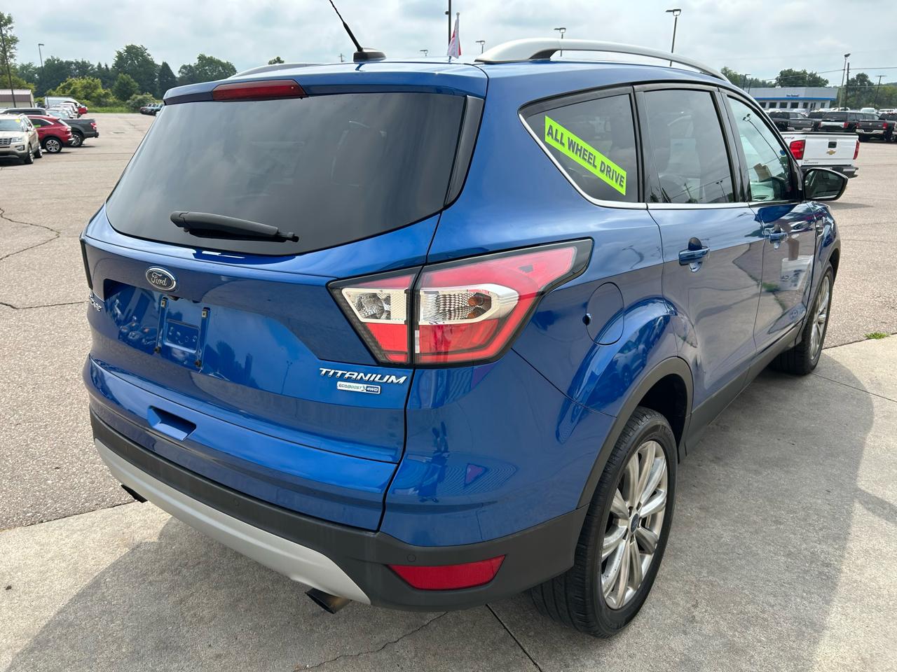 Ford Escape Titanium 4WD 2017