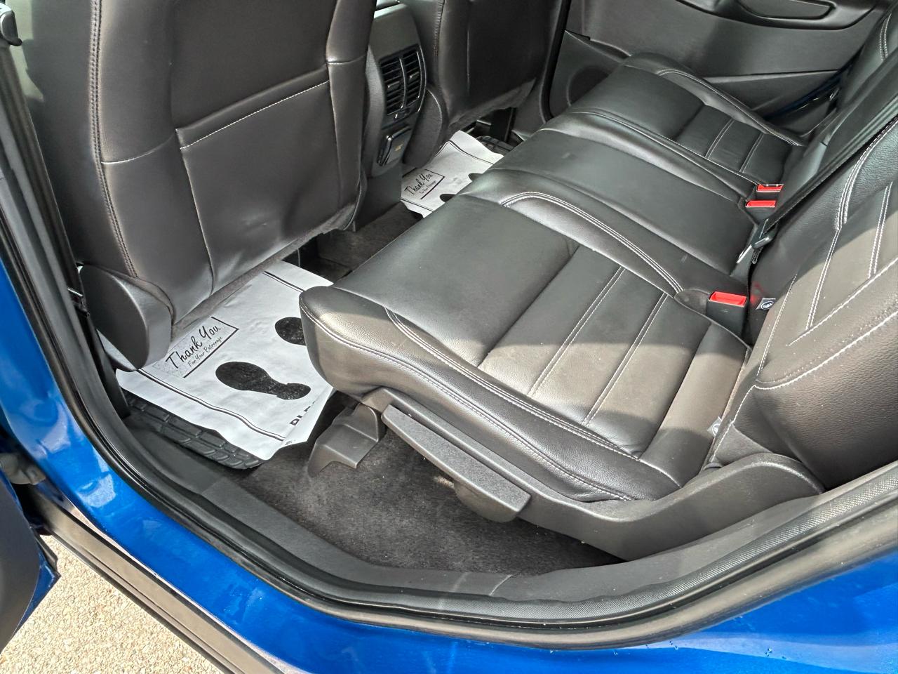 Ford Escape Titanium 4WD 2017