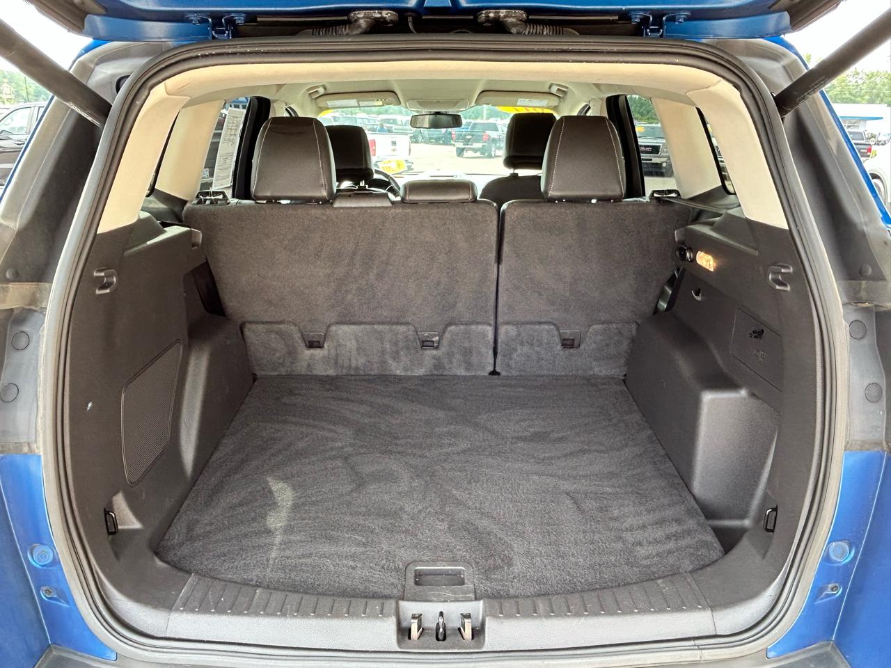 Ford Escape Titanium 4WD 2017