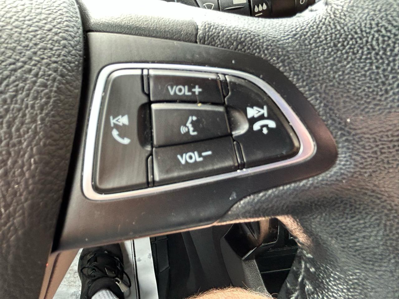 Ford Escape Titanium 4WD 2017