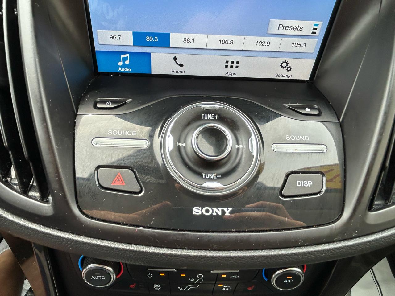Ford Escape Titanium 4WD 2017