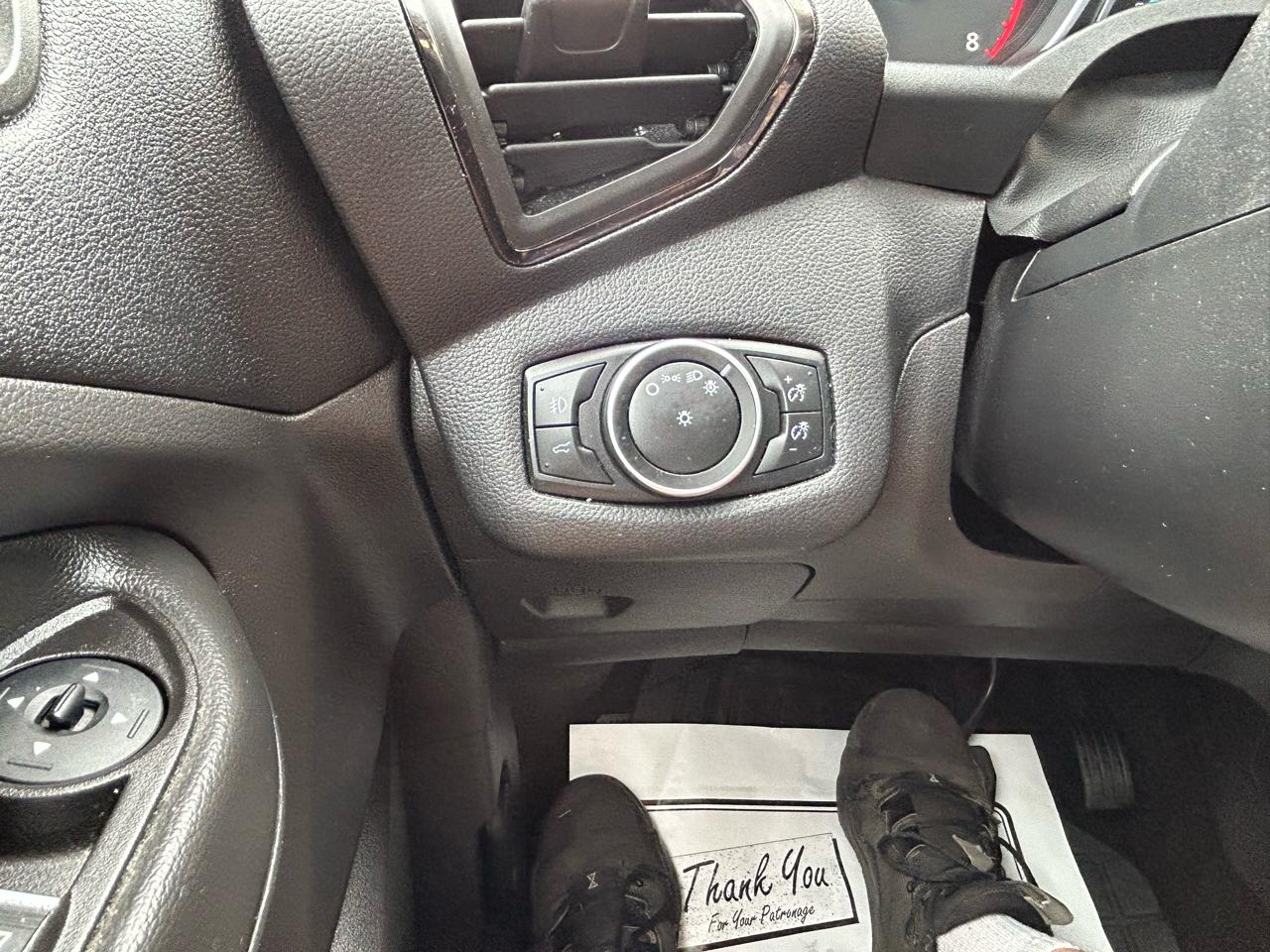Ford Escape Titanium 4WD 2017
