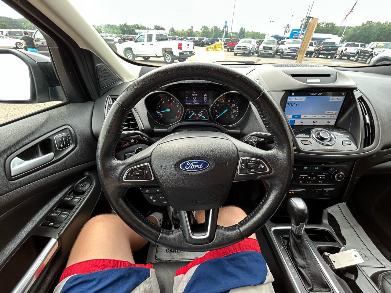 Ford Escape Titanium 4WD 2017