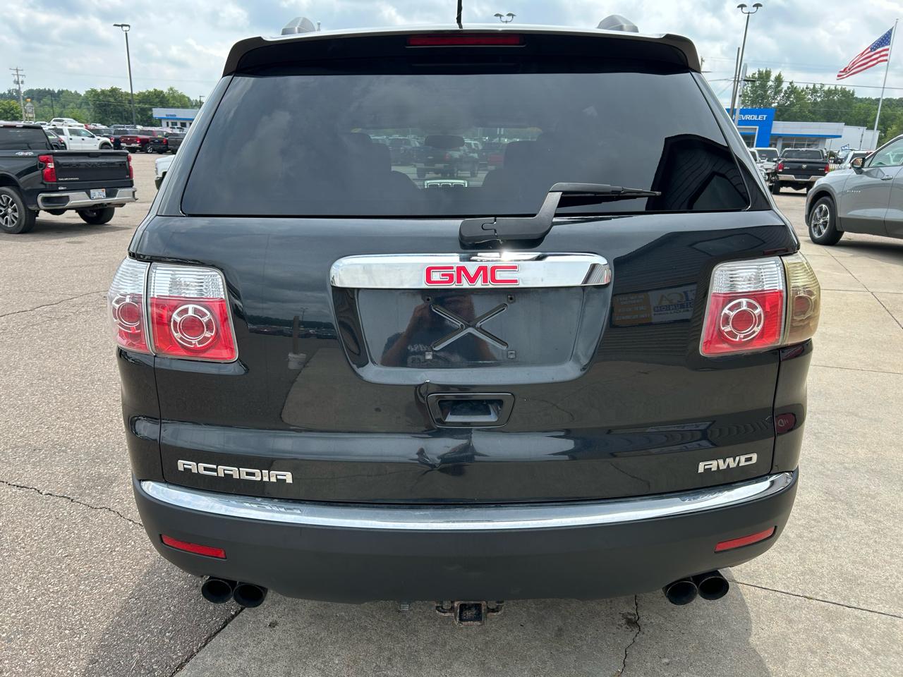 GMC Acadia AWD 4dr SL 2012