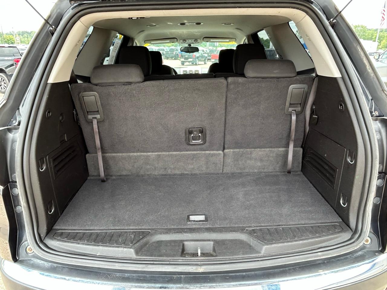 GMC Acadia AWD 4dr SL 2012