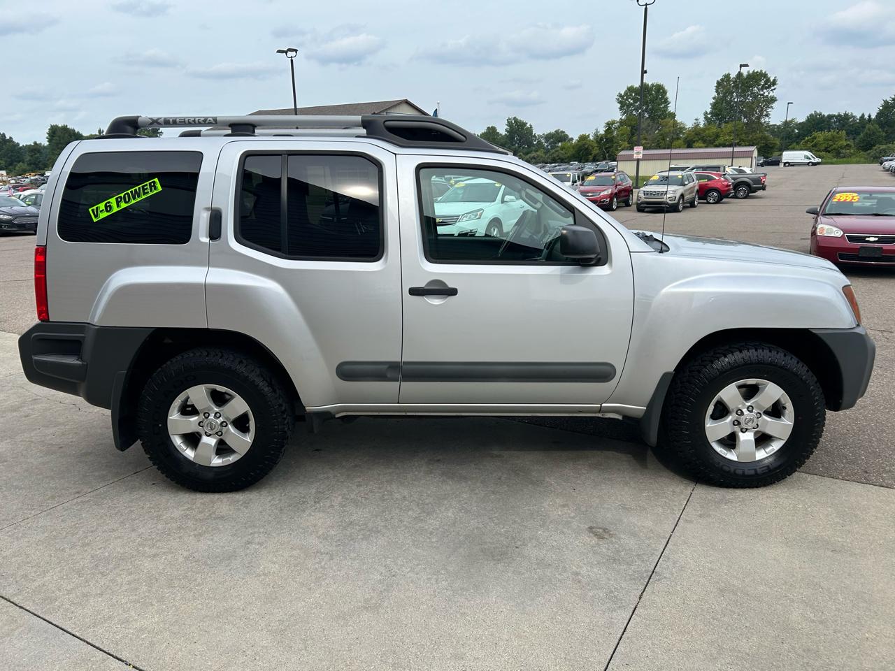 Nissan Xterra 4WD 4dr Auto S 2013