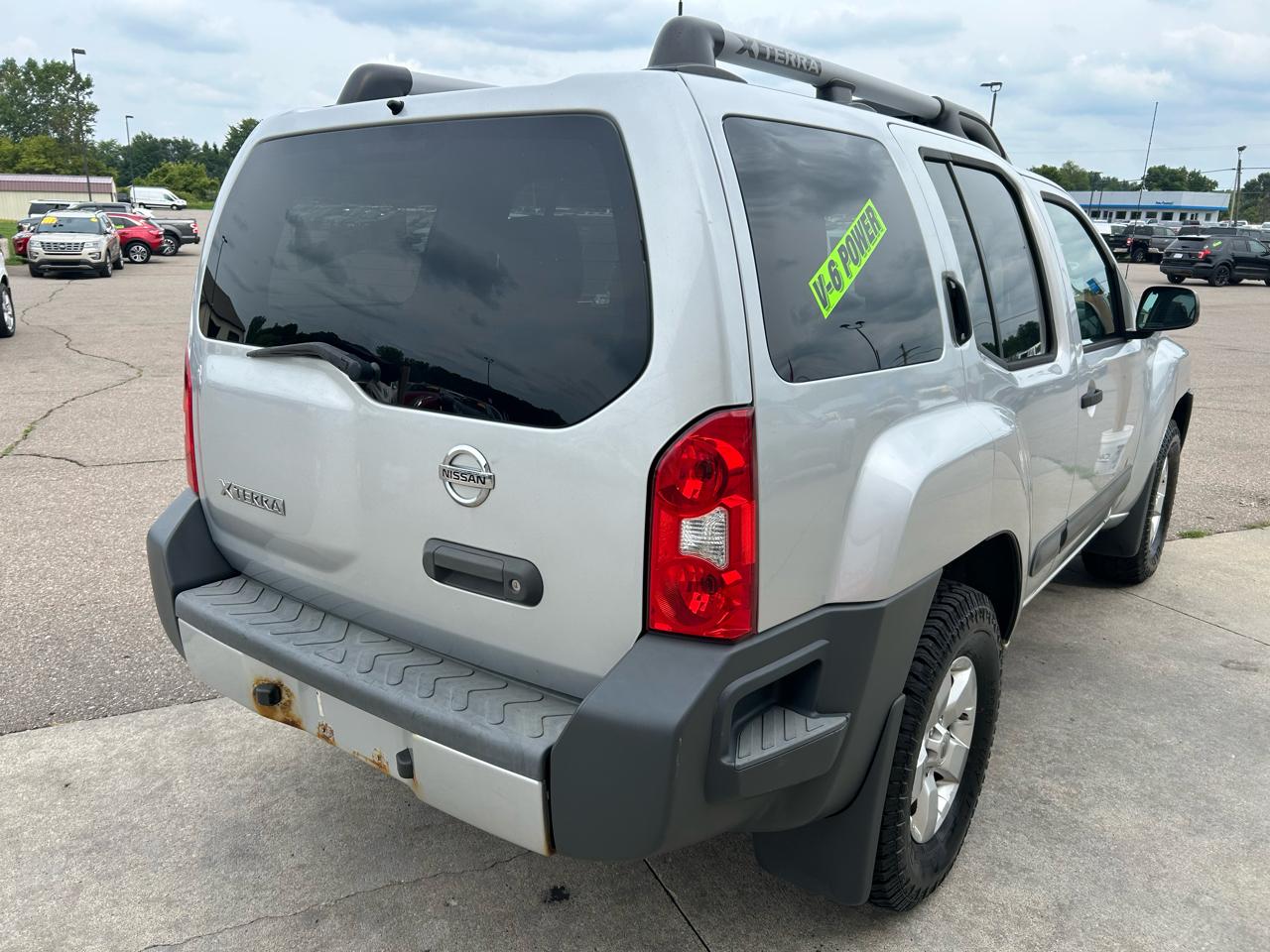Nissan Xterra 4WD 4dr Auto S 2013