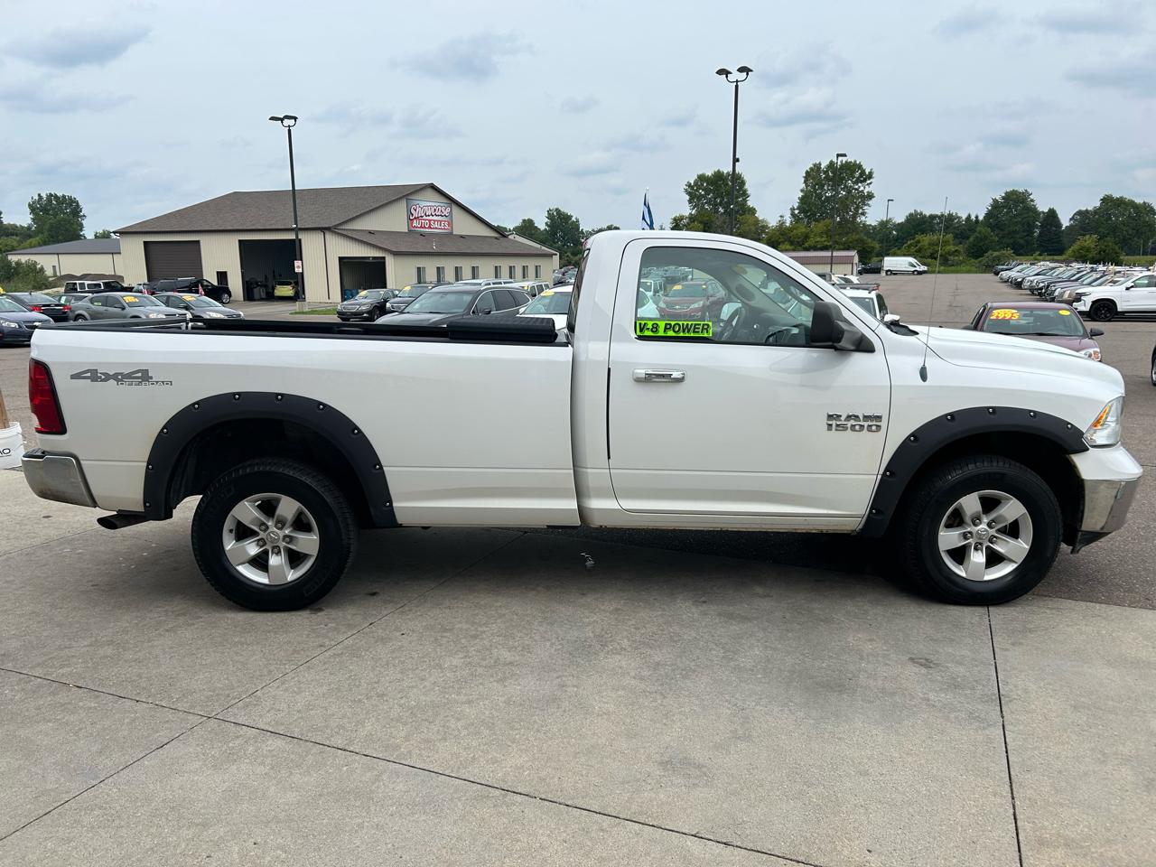 RAM 1500 4WD Reg Cab 140.5" SLT 2013