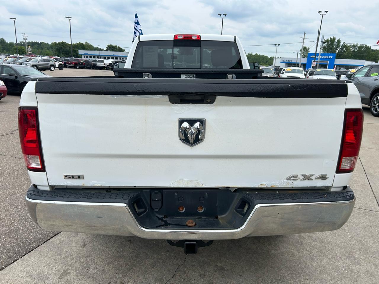 RAM 1500 4WD Reg Cab 140.5" SLT 2013