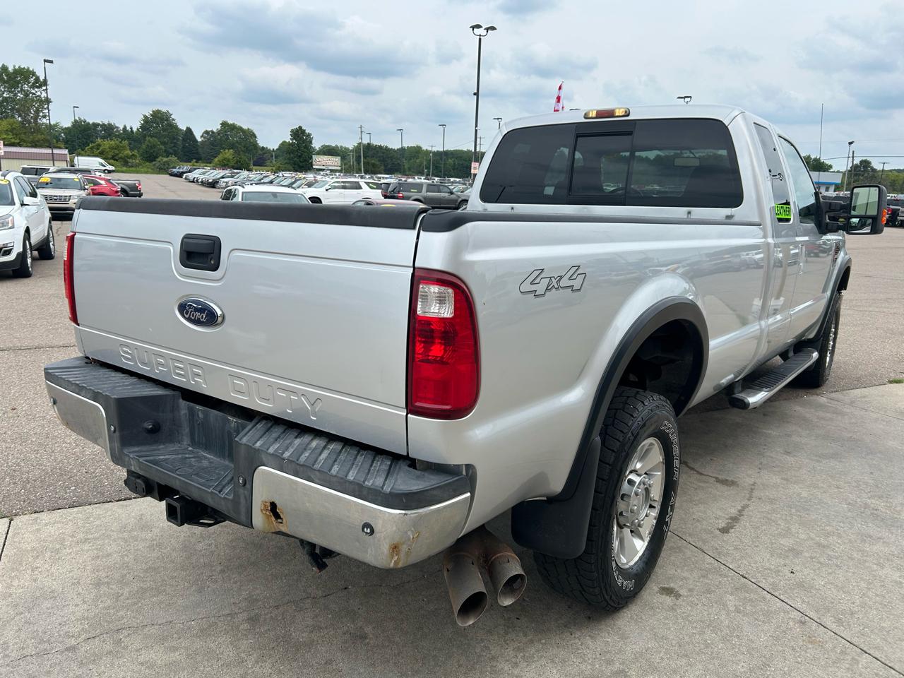 Ford Super Duty F-350 SRW 4WD SuperCab 142" Lariat 2010