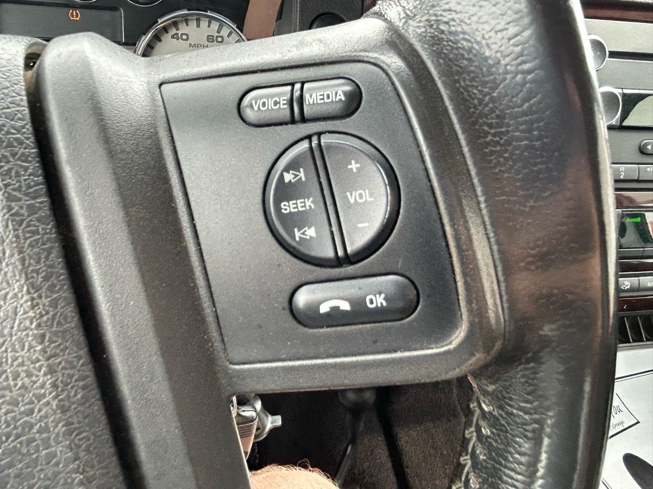 Ford Super Duty F-350 SRW 4WD SuperCab 142" Lariat 2010