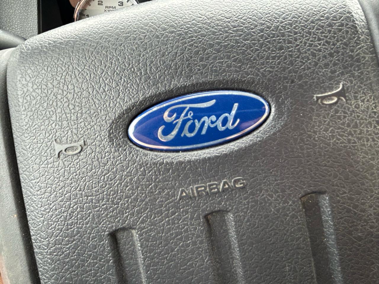 Ford Super Duty F-350 SRW 4WD SuperCab 142" Lariat 2010