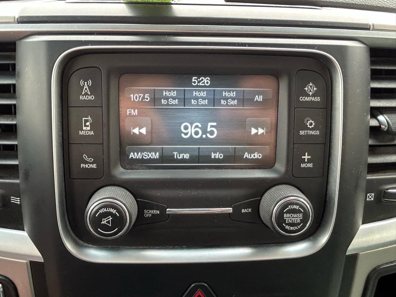 RAM 1500 4WD Quad Cab 140.5" SLT 2016