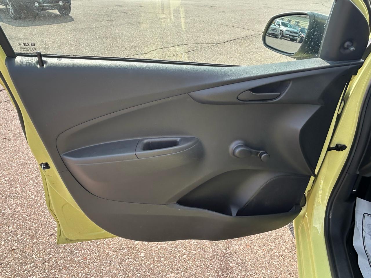 Chevrolet Spark 5dr HB CVT LS 2017