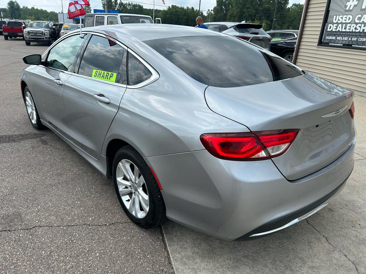 Chrysler 200 4dr Sdn Limited FWD 2015