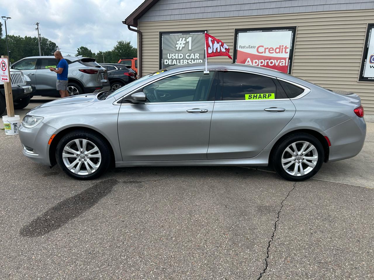 Chrysler 200 4dr Sdn Limited FWD 2015