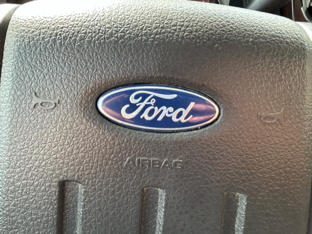 Ford Super Duty F-250 SRW 4WD Crew Cab 172" Lariat 2016