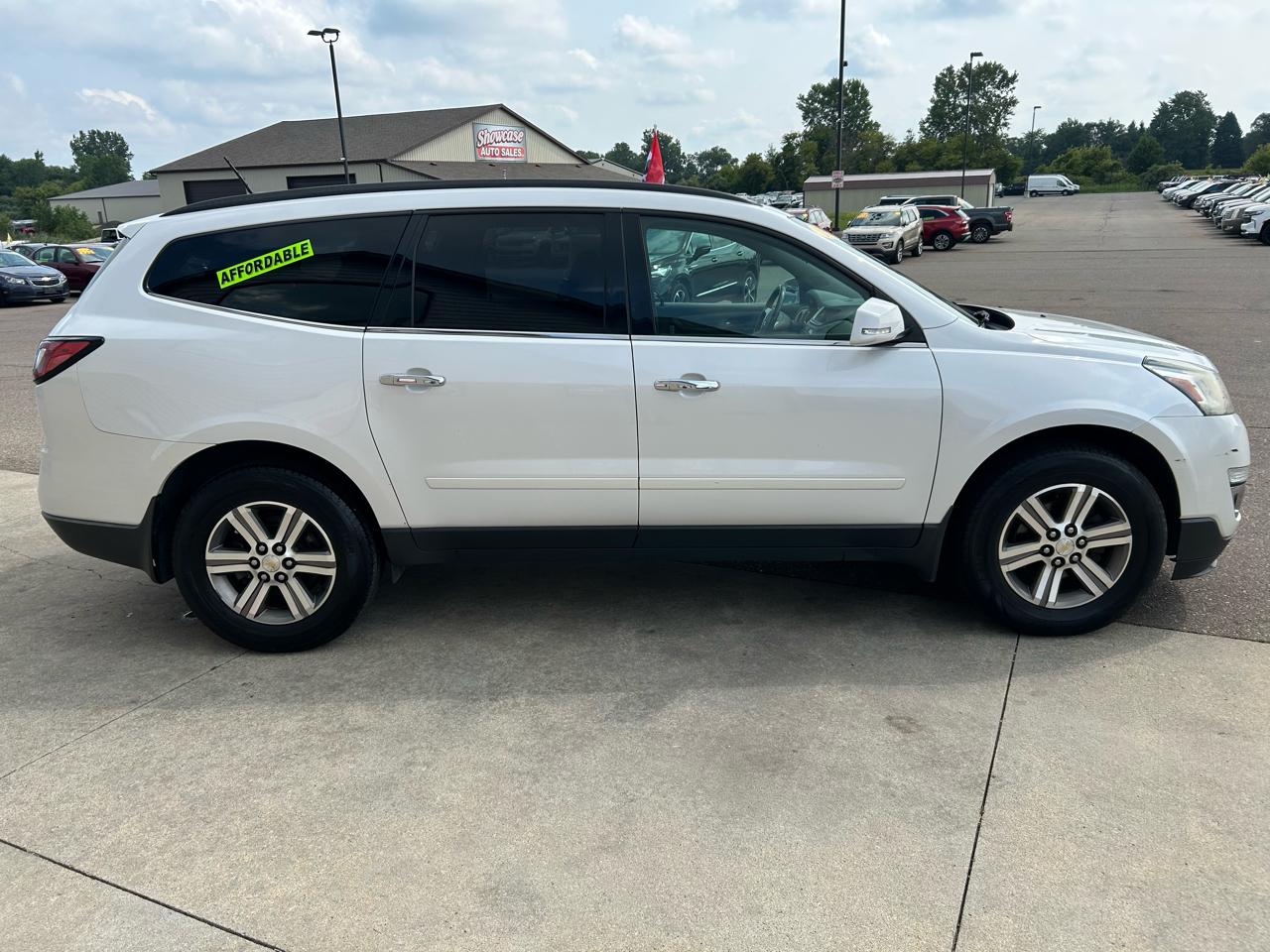 Chevrolet Traverse AWD 4dr LT w/1LT 2016