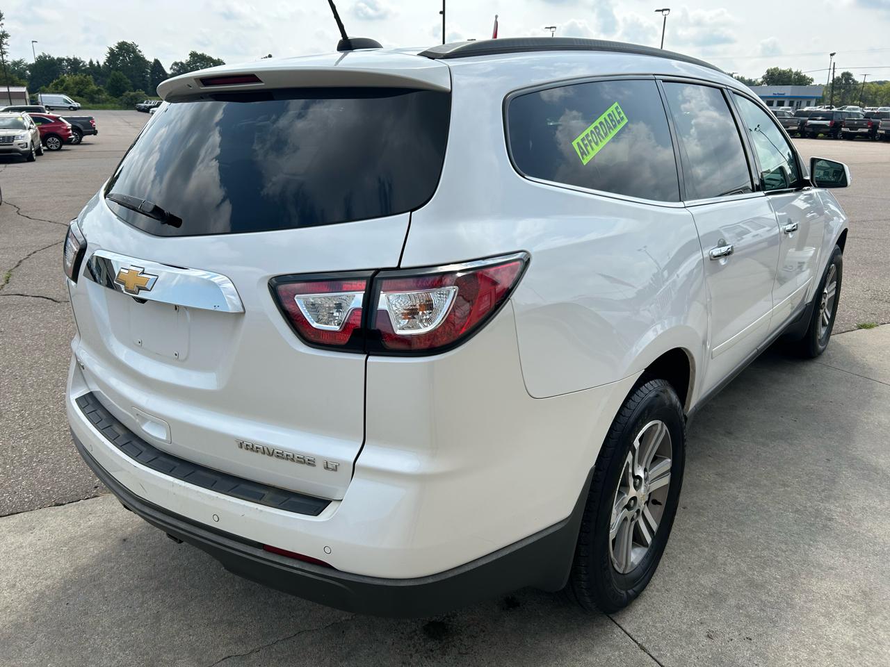 Chevrolet Traverse AWD 4dr LT w/1LT 2016